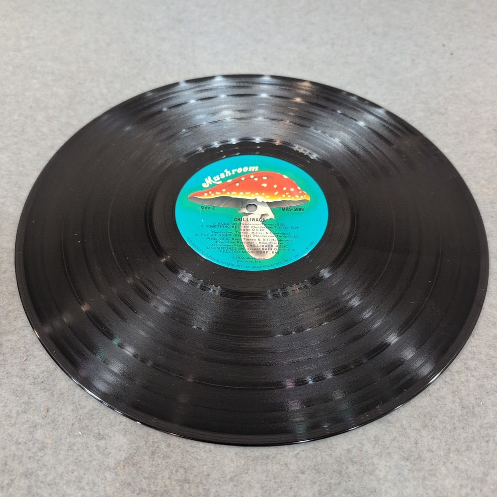 Chilliwack Dreams Dreams Dreams Vinyl LP 1976 Mushroom Records MRS-5006 VG - Picture 4 of 4